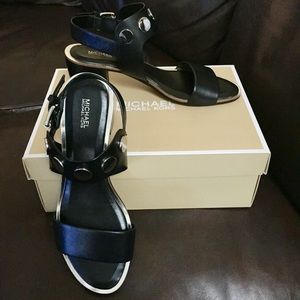 BRAND NEW Michael Kors SZ10 Black Mid-Heel Sandals